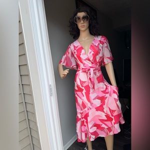 Abstract asymmetric ruffle dress V neck, ruffled short sleeves, asymmetric hem